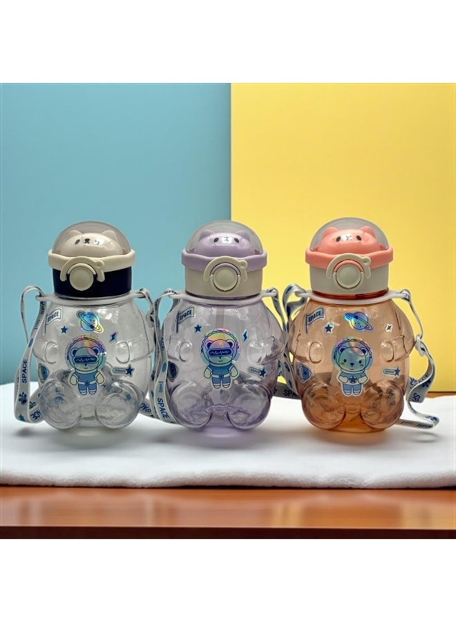 كيوشوب زجاجة ماء للأطفال من كيوشوب 750 مل – شكل دب ظريف + مصاصة آمنة، مثالية للأنشطة والمدرسة و شريط للحمل - Image 4