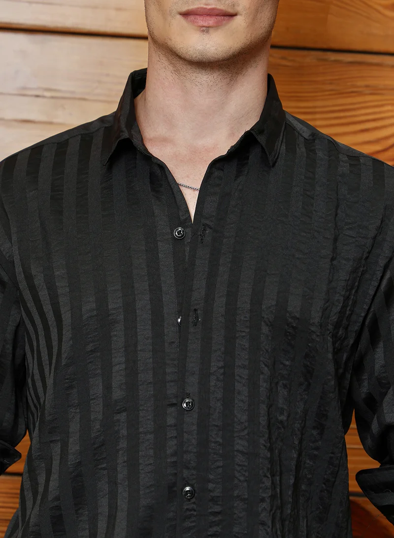 كامبوس سوترا Men's Onyx Black Candy-Striped Shirt