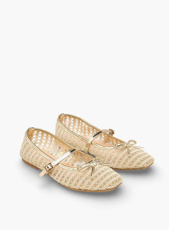 سيليست Women Buckle Closure Mary Jane Shoes
