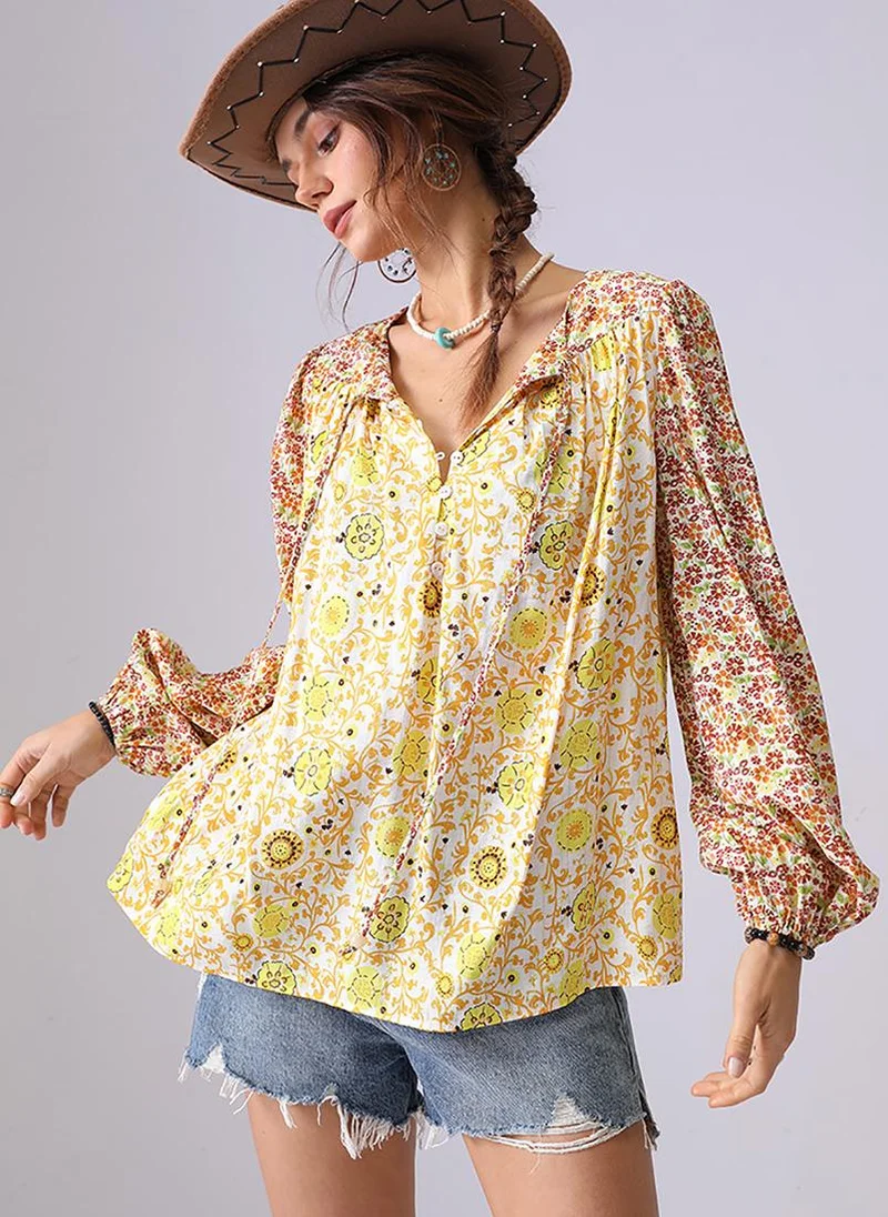 يونيكي Yellow V-Neck Long Sleeves Boxy Top