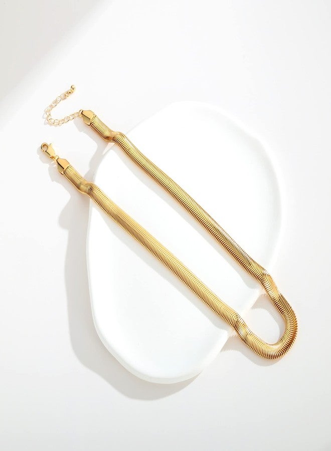 ليلي آند وايت قلادة سلسلة ذهبية من ليلي آند وايت للنساء، قلادة سلسلة ثعبان ذهبية، قلادة سلسلة متعرجة مسطحة للنساء، مجوهرات ذهبية - Image 4