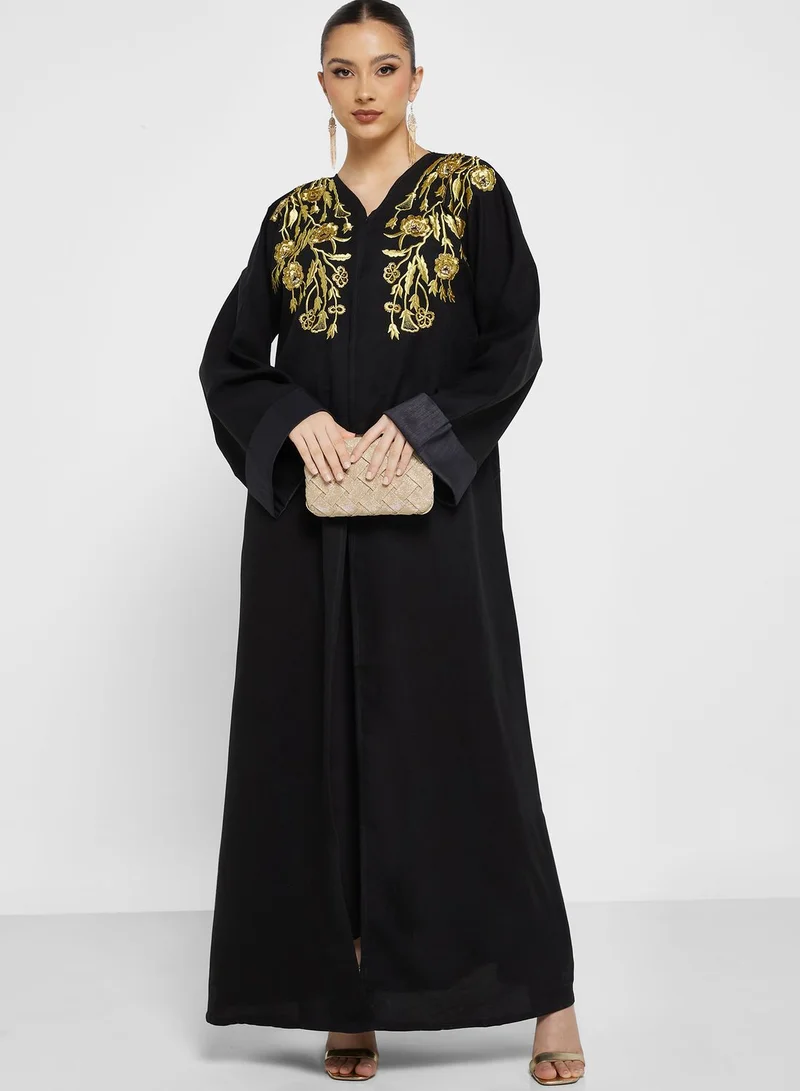 hayas closet Embroidered V-Neck Abaya
