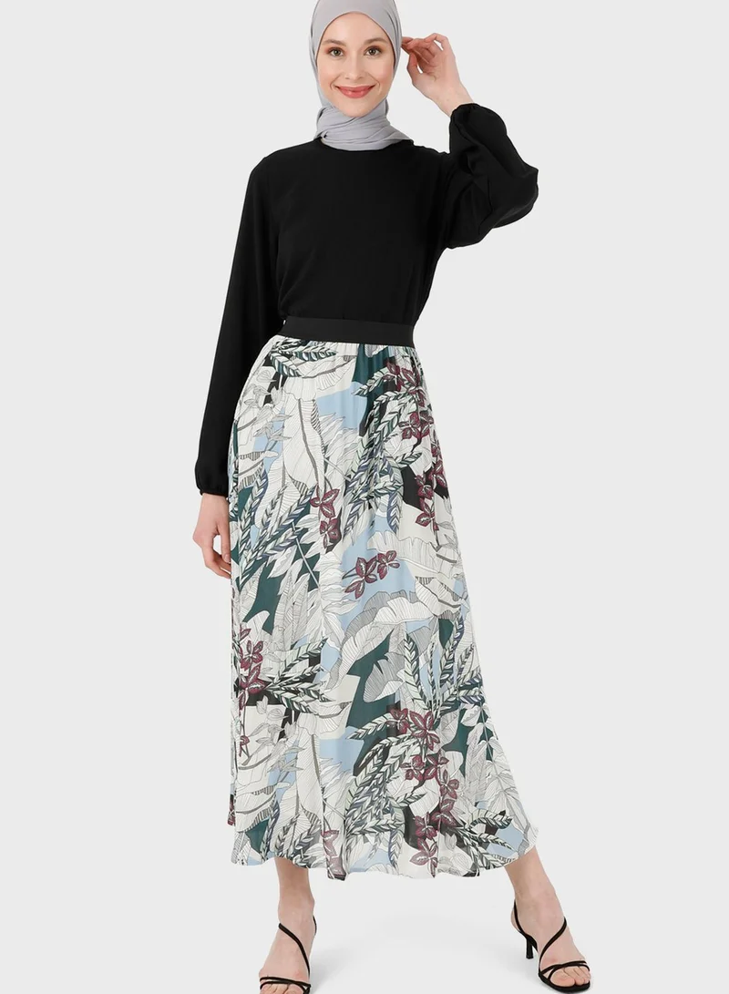 Refka by modanisa Floral Print Tiered Skirt