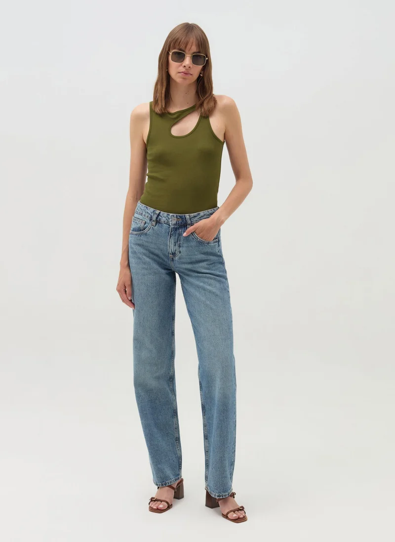 او في اس Tank top with cut-out detail