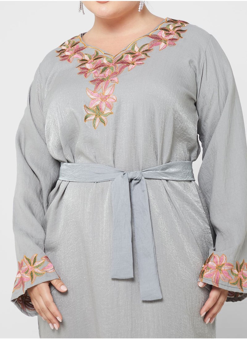Hayas Closet Curve - Embellished Belted Jalabiya - Image 1