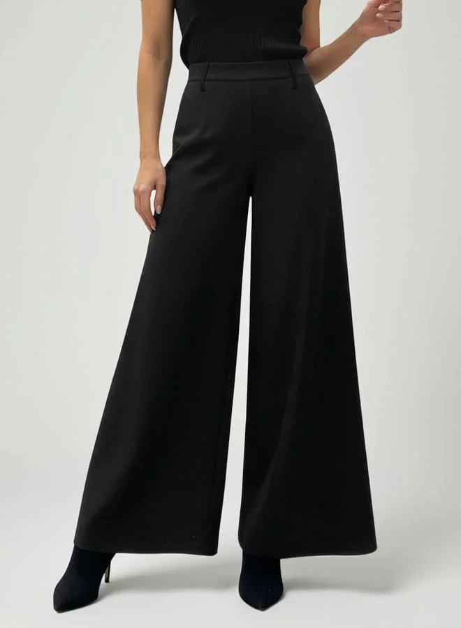 تايك تو Black Solid Wide Leg High Waist Trousers