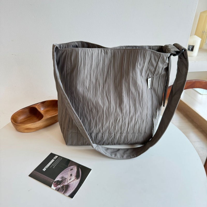 Arrival Underarm Large Capacity Bag Women'S Simple Artistic Girl'S Shoulder Canvas Bag Cloud Commuter Tote Bag - Image 1