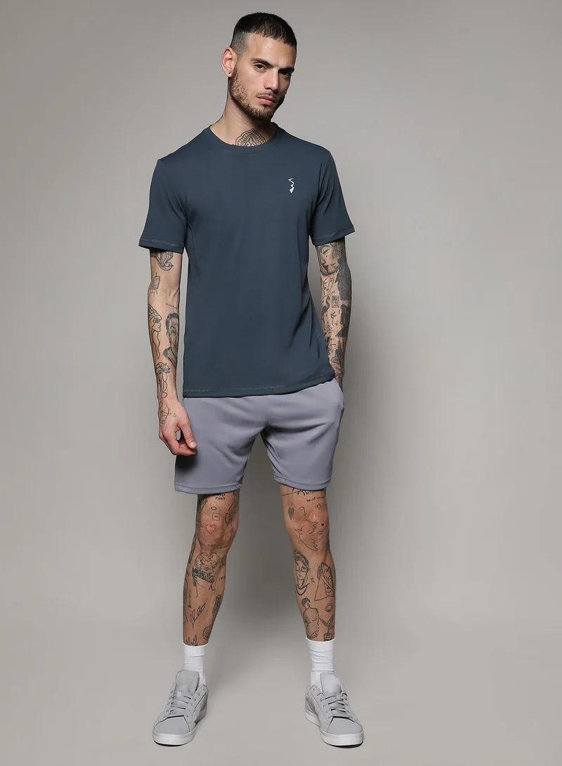 Campus Sutra Campus Sutra Men's Dark Grey Basic Activewear T-Shirt For Casual Wear | Crew Neck | Short Sleeve | Pull On Closure | Polyester Jersey T-Shirt Crafted With Comfort Fit For Everyday Wear