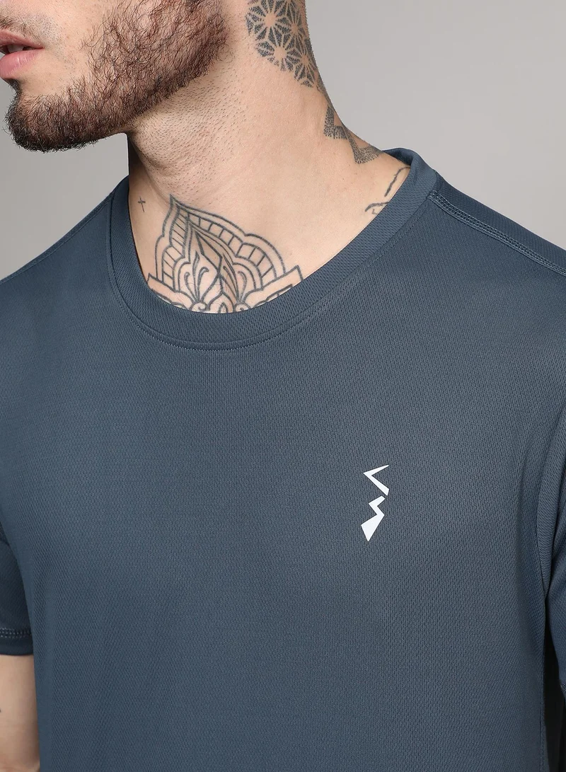 Campus Sutra Campus Sutra Men's Dark Grey Basic Activewear T-Shirt For Casual Wear | Crew Neck | Short Sleeve | Pull On Closure | Polyester Jersey T-Shirt Crafted With Comfort Fit For Everyday Wear