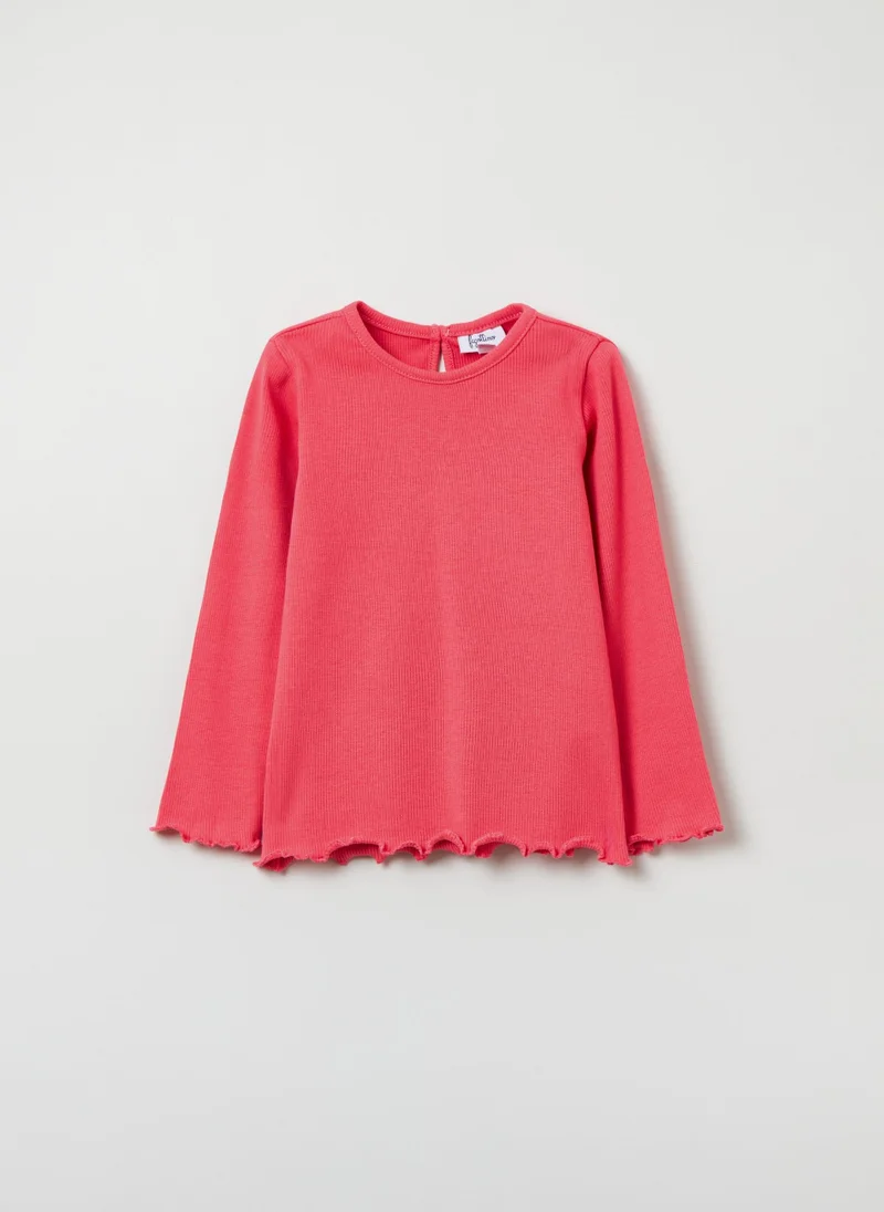 او في اس T-shirt with long ribbed sleeves