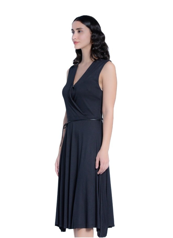 Women's Black Sleeveless Midi Dress - pzsku/Z1BBA9BDF5E25F7014723Z/45/_/1726914368/d011e121-eb9c-44aa-ad95-ac74503967b0