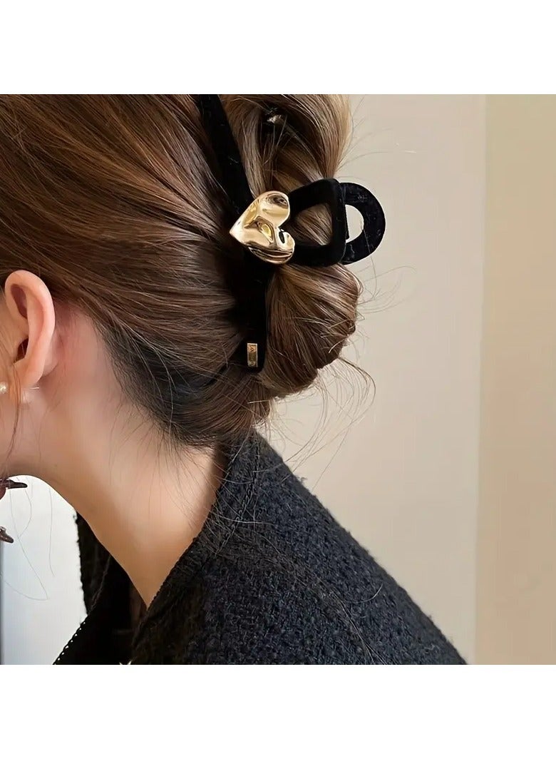 Goolsky Elegant Large Black Shark Mouth Hair Clip with Golden Heart Accent - Vintage-Inspired Alloy Rectangle Claw Clip for Stylish Updos - Image 2