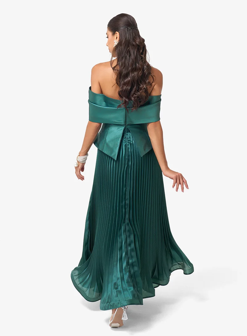 Threadz by Ajooni Off Shoulder Plisse Maxi Dress