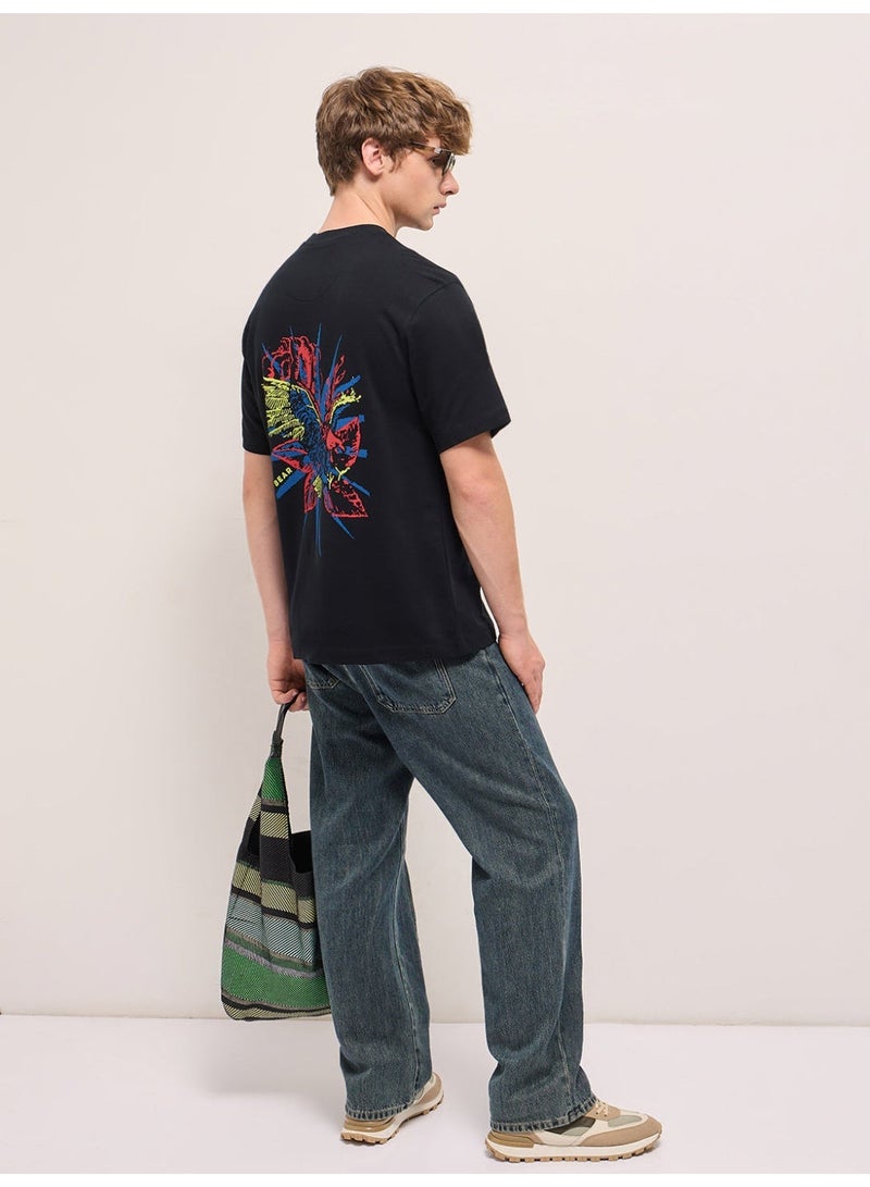 THE BEAR HOUSE Men's Black Dynamic Eagle Flight Vibrant Abstract Crew Neck T-shirt Perfect For Casual Wear, Gym, Travel, Or Layering Stylish And Versatile Essential For Every Wardrobe - Image 5
