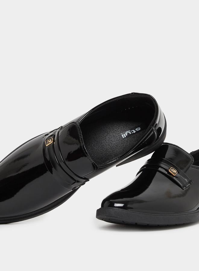Styli Plain Almond Toe Slip On Formal Shoes - Image 3