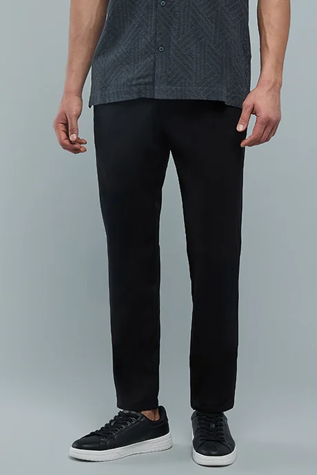 أر أند بي Solid Slim Fit Pants with Button Closure