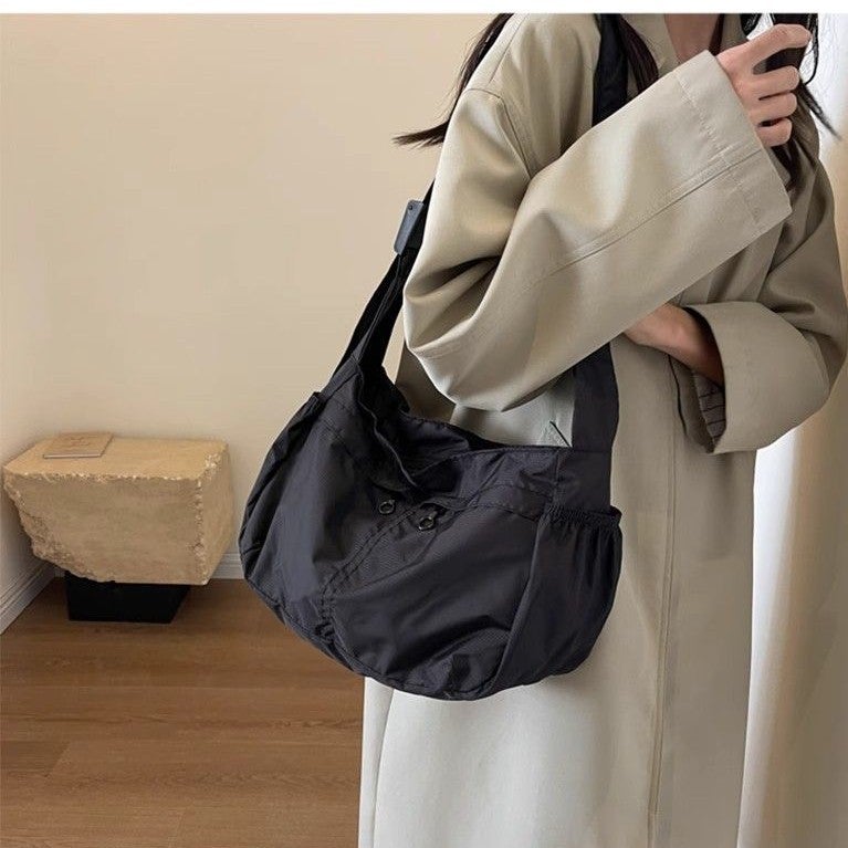 2026 Winter New Foldable Nylon Waterproof Tote Bag, Lightweight Large Capacity for Women - Image 1