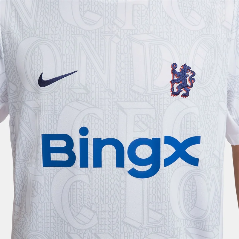 Nike White Men's Chelsea Academy Pro Pre-Match Football Top for Men | Best Price UAE