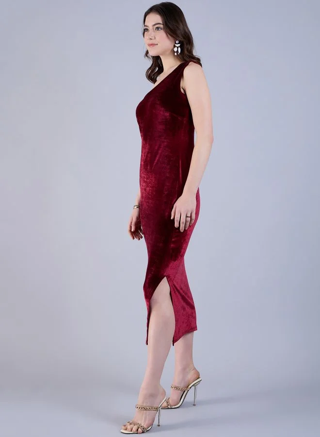 مرفوعة Women Flared Party Wear Solid One Shoulder Dress