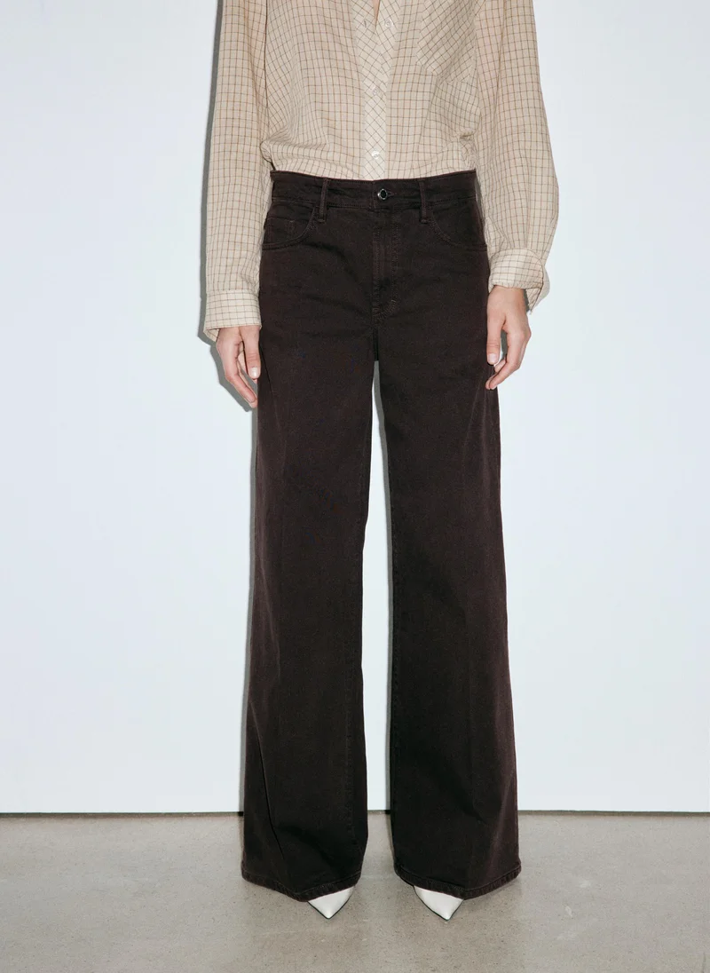 High-waisted wideleg jeans