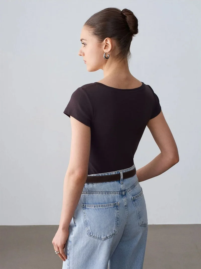 ديلفين DILVIN Women's Slim Fit Cotton U-Neck T-Shirt