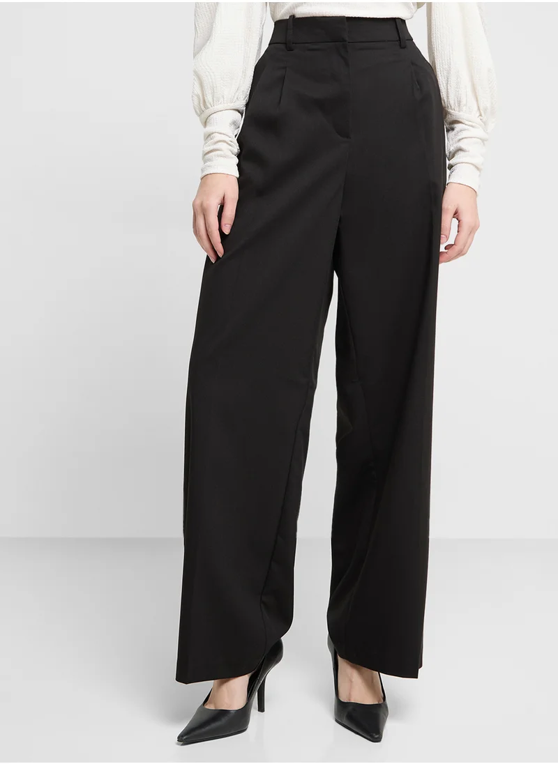 VERO MODA High Waist Pleated Detail 32" Pants