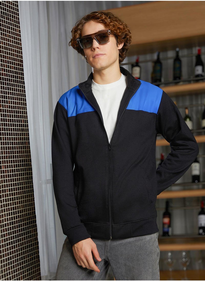 كامبوس سوترا Men's Electric Blue & Obsidian Black Contrast Zip-Front Jacket  - Image 1
