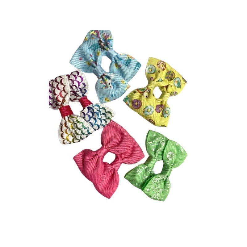 Yellow Donut print,bright green, pink, Blue and white set of bows in a pack of 10 bows. Each style is in Pairs in bright vibrant colors - Image 3