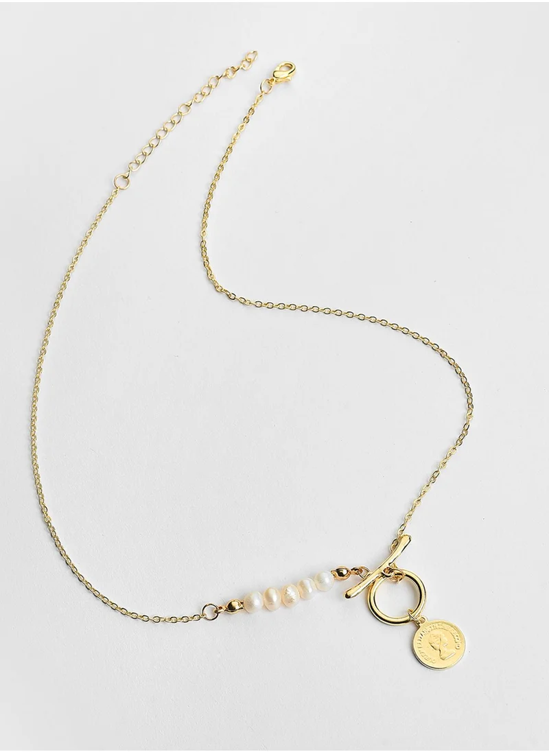 SOHI White Brass Necklace