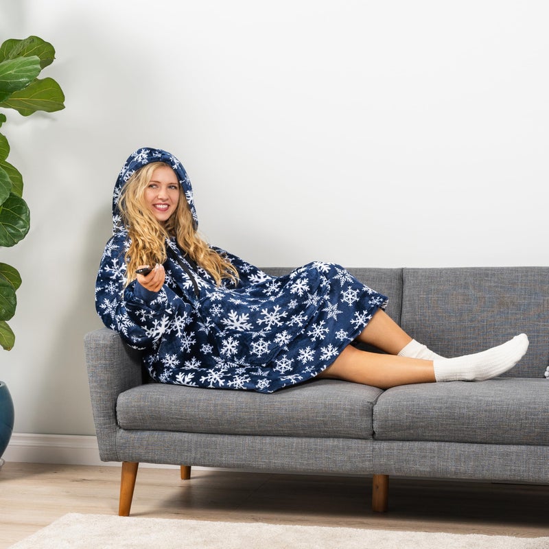 PAVILIA PAVILIA Blanket Hoodie for Women Blue  Sherpa Wearable Blanket Men  Cozy Oversized Sweatshirt Blanket  Warm Fleece Hooded Blanket Sweater with Sleeves and Giant Pocket  Blue Snowflake - Image 4
