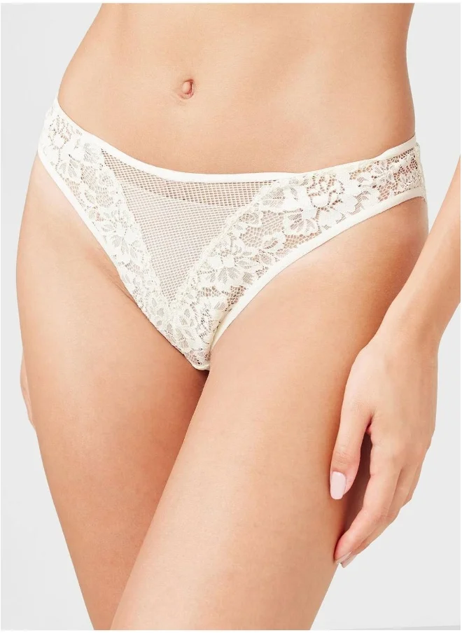 لا سينزا High Leg Brief