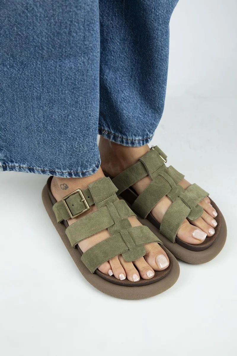 Manijero Manijero (Hicks) Women's Genuine Leather Buckle Strap Khaki Slippers