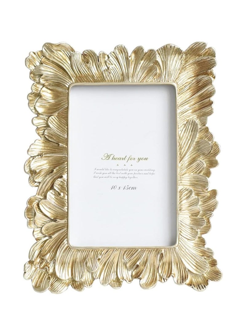عام إطار صور ذهبي مزخرف بريش عتيق، مناسب لعرض الصور على الطاولة أو تعليقها على الحائط. مثالي لديكور المنزل، معرض الصور، والأعمال الفنية. - Image 1