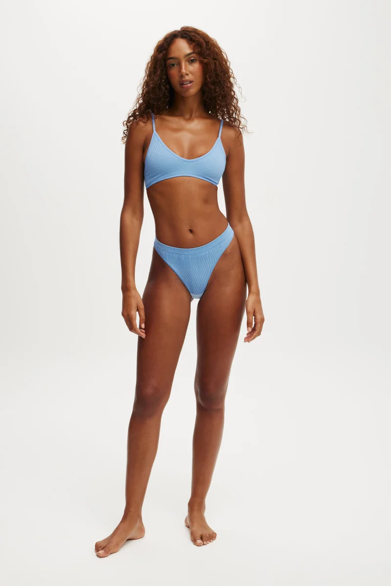 بودي حمالة صدر مثلثة مبطنة بدون خياطة