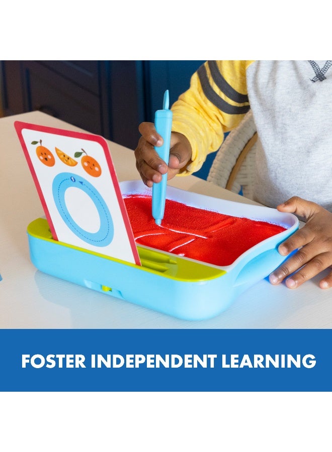 ليرننج ريسورسز مركز تتبع مضيء من Learning Resources، صينية كتابة حسية مع رمل لعب أحمر، وبطاقات، وقلم، لعبة تنمية المهارات الحركية الدقيقة ومرحلة ما قبل الكتابة للأطفال من سن 3 سنوات فما فوق - Image 3