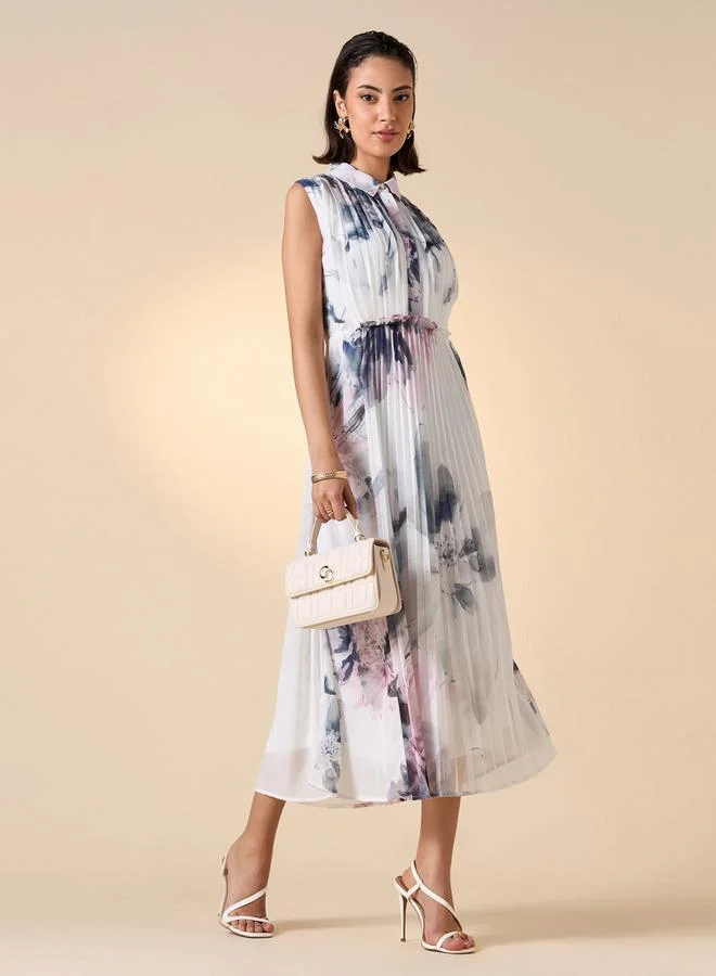 ايكونيك فستان ميدي دون أكمام بياقة عادية وطيات وطبعات من آيكونيك