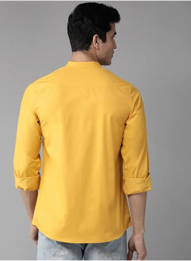 هوبرهولمي Yellow Shirt