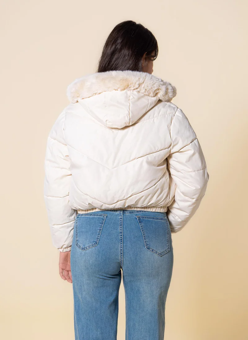 SHAPES CROP DETAILED PUFFER JACKET