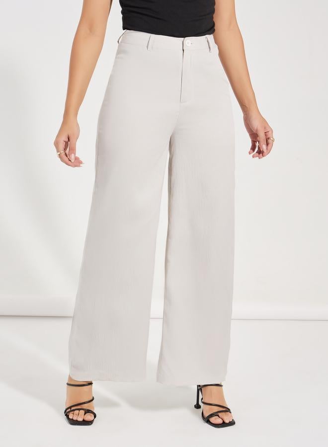 Styli Styli High Rise Straight Fit Basic Pants  - Image 2
