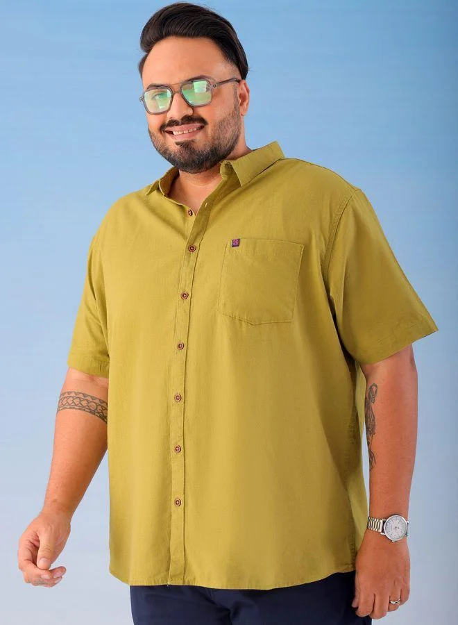 Men Plus Size Regular Fit Solid Cutaway Collar Half Sleeves Casual Shirt