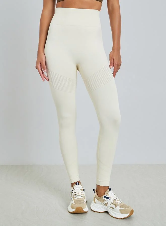 Styli Active Cream Tonal Side Rib Panel Back Scrunch Leggings