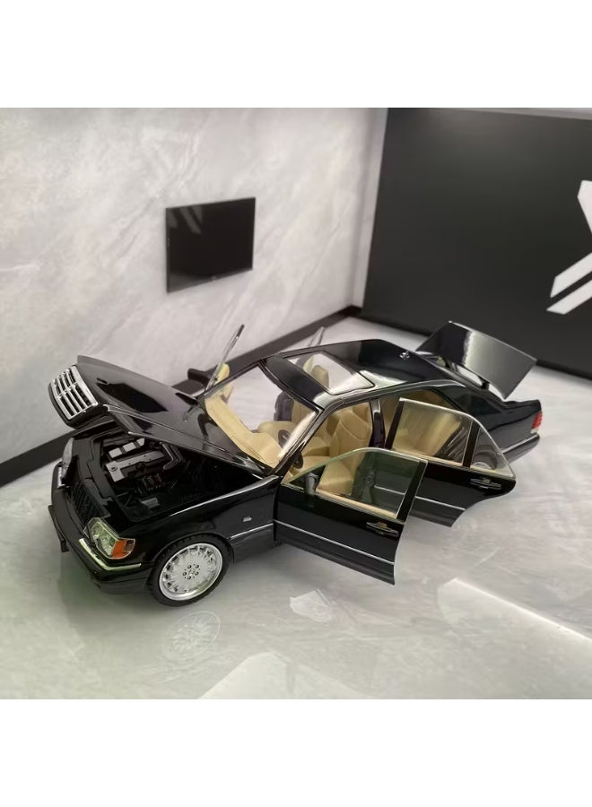 Mercedes-Benz Ghost 1:24 scale model car, black color, doors, hood and trunk openable, the car simulates reality and is realistic in its exterior details and interior decoration, a beautiful looking car from the classic old car models, you can play or decorate rooms, offices, councils, cafes, or on shelves for display, or to decorate the Bedouin tent, or inside popular museums, or for lovers and amateurs of collecting cars or artists in the manufacture of old models and placing the car with the work to decorate the model of old popular archaeological houses, also for professional photographers and advertisement photographers to put it as a background or add it inside a transparent acrylic box and give it as a gift to someone you love, for parents or children, or a gift for someone who used to drive the same car - Image 5