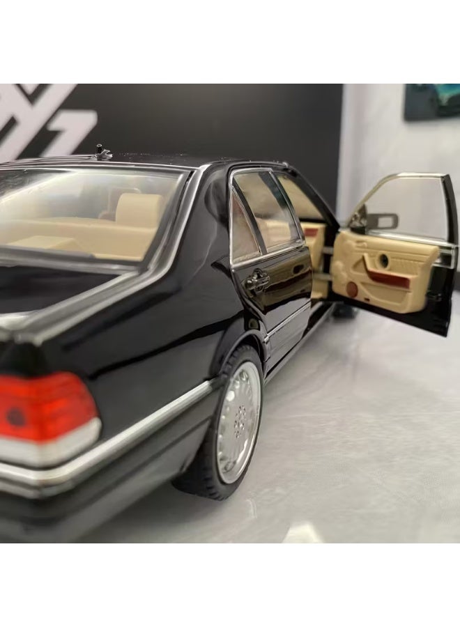 Mercedes-Benz Ghost 1:24 scale model car, black color, doors, hood and trunk openable, the car simulates reality and is realistic in its exterior details and interior decoration, a beautiful looking car from the classic old car models, you can play or decorate rooms, offices, councils, cafes, or on shelves for display, or to decorate the Bedouin tent, or inside popular museums, or for lovers and amateurs of collecting cars or artists in the manufacture of old models and placing the car with the work to decorate the model of old popular archaeological houses, also for professional photographers and advertisement photographers to put it as a background or add it inside a transparent acrylic box and give it as a gift to someone you love, for parents or children, or a gift for someone who used to drive the same car - Image 4