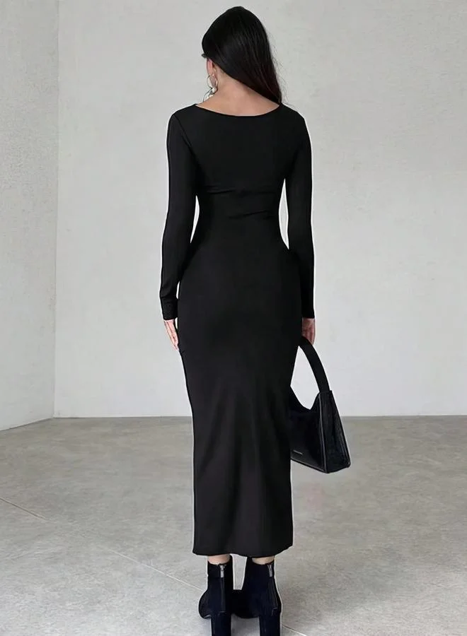 تايك تو فستان طويل ضيق بياقة عالية سادة