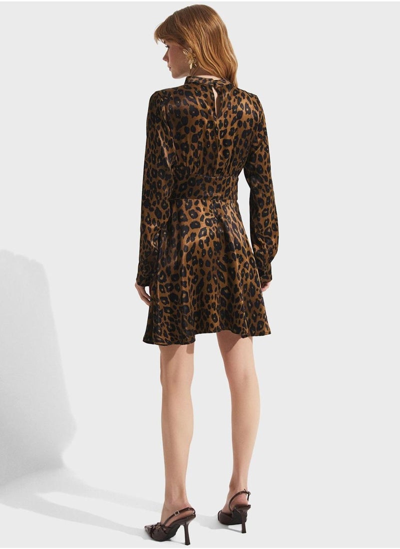 جون فستان بني بطبعة جلد النمر - Image 2