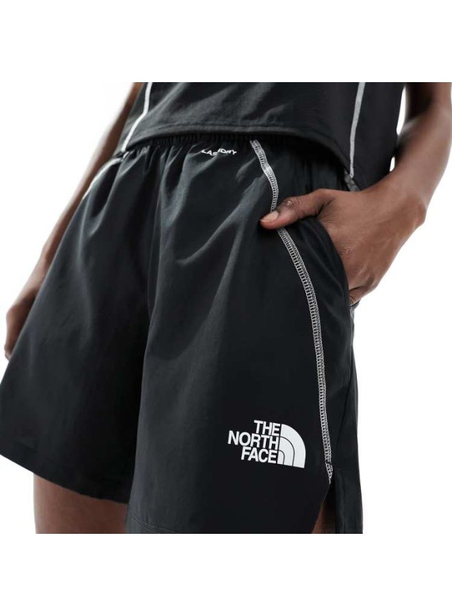 ذا نورث فيس شورت نسائي رياضي "كونتور سيم" من ذا نورث فيس - Image 1