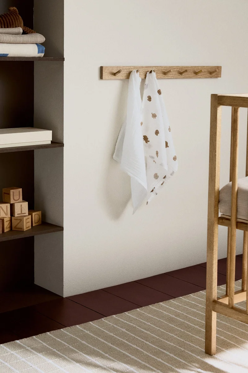 اتش اند ام بطانية خفيفة من الموسلين - عبوة من قطعتين