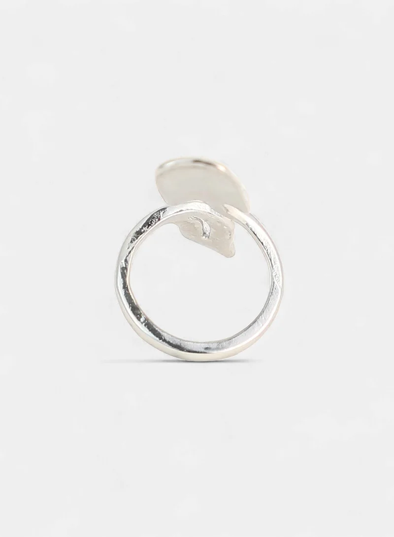 Sohi  Women The Botanic Nail Ring Set | Metallic  Colour | Set Of 4 | One-Size | Artificial Stone Alloy Material | Adjustable Closure | Ring For Casual & Evening Wear for Women | Best Price UAE