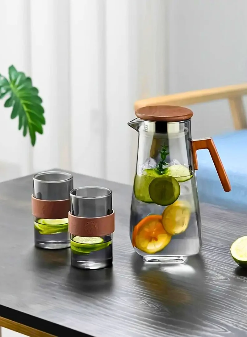 1Chase Borosilicate Glass Water Jug Set – 1400ml Smoky Grey Pitcher with Walnut Handle &amp; Lid + 6pcs 220ml Glass Cups, Heat-Resistant Drinkware for Water, Juice &amp; Beverages