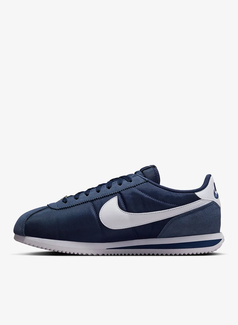 نايكي كورتيز تكست